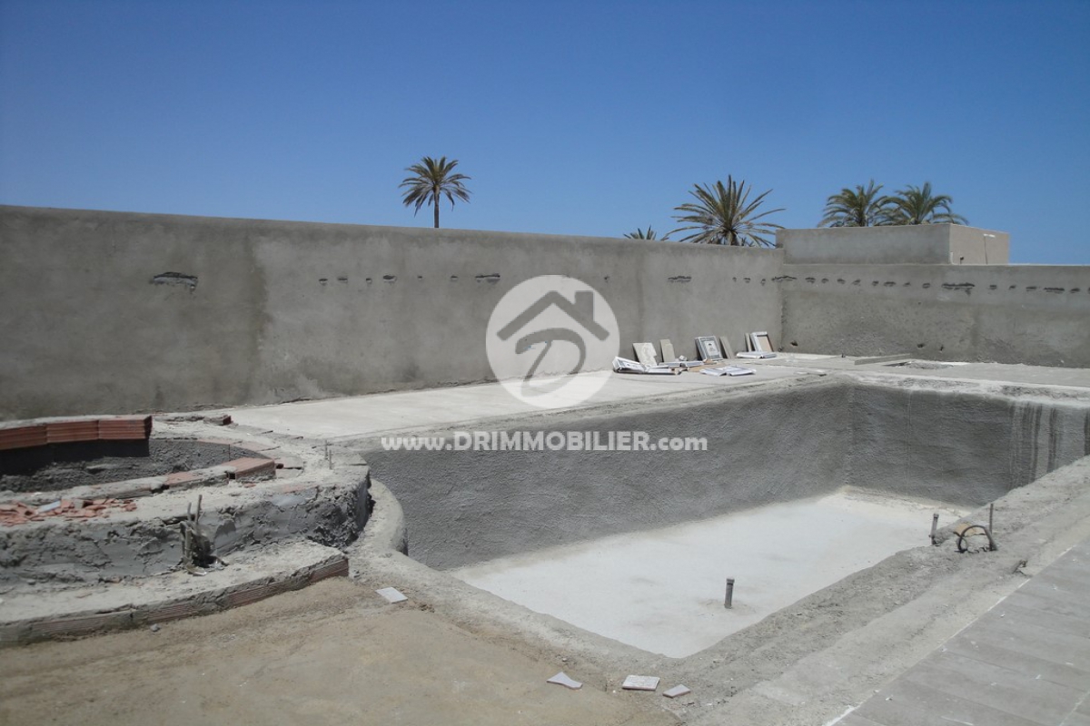 V 069 -   Villa avec piscine Djerba